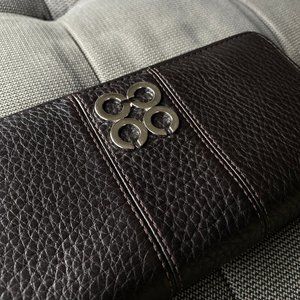 Coach Pebbled Leather Zip Wallet Dark brown